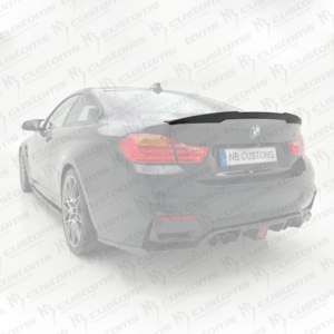 BMW M4 F82 traseira com difusor